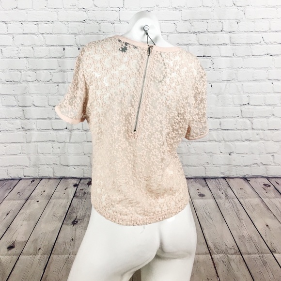 Peachy Embroidered Floral Top - Picture 2 of 2